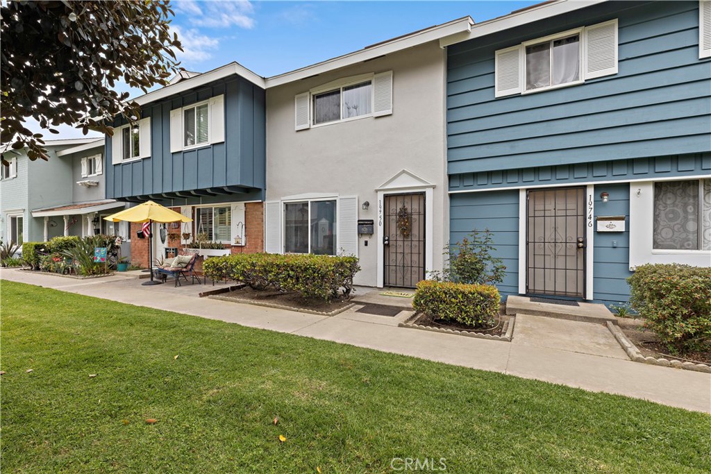 19750 Cambridge Lane
