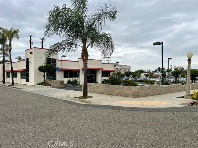 175 E 9th Street, Corona, California 92879, ,Commercial Lease,For Rent,175 E 9th Street,CRSR24049207