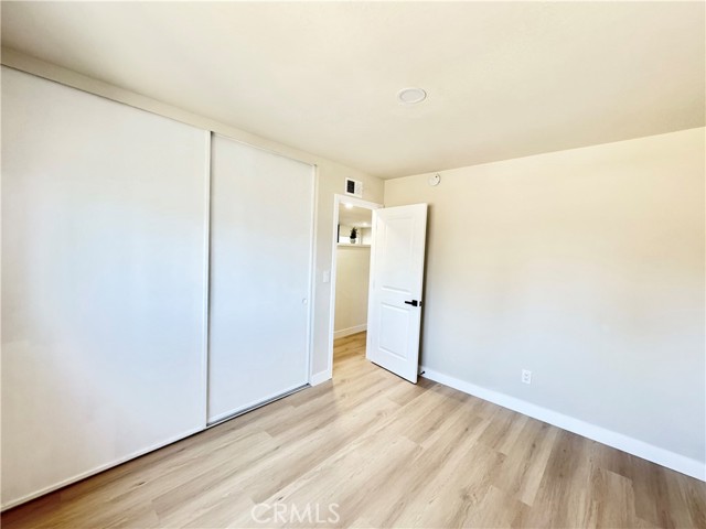 Detail Gallery Image 16 of 23 For 16501 Rhone Ln, Huntington Beach,  CA 92647 - 4 Beds | 2 Baths