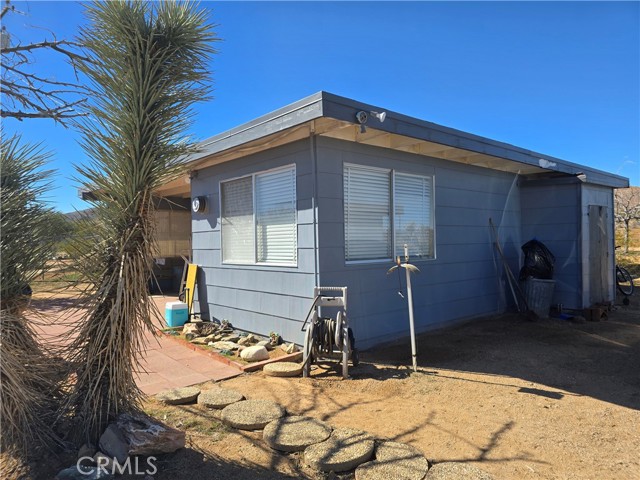 Detail Gallery Image 10 of 11 For 55560 Lum, Landers,  CA 92285 - 1 Beds | 1 Baths