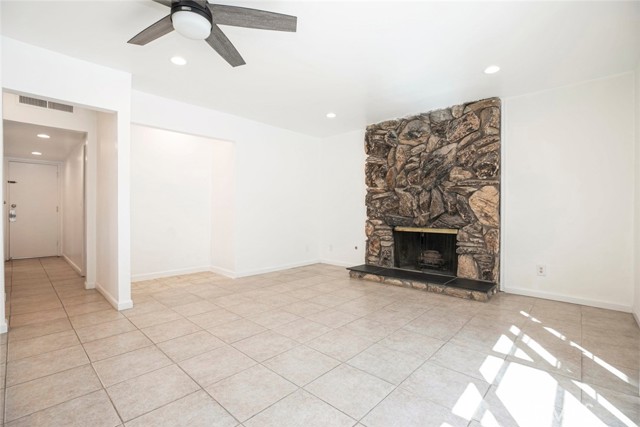 Detail Gallery Image 43 of 67 For 12457 Bradford Pl, Granada Hills,  CA 91344 - 4 Beds | 3 Baths