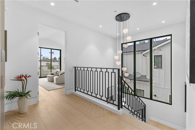 Detail Gallery Image 18 of 57 For 4532 Katherine, Sherman Oaks,  CA 91423 - 6 Beds | 6/1 Baths