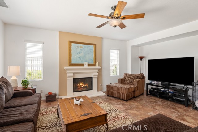 Detail Gallery Image 10 of 65 For 26882 Orchid Tree Ave, Murrieta,  CA 92562 - 5 Beds | 4/1 Baths