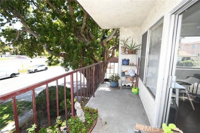Detail Gallery Image 10 of 24 For 910 W 26th St #1,  San Pedro,  CA 90731 - 2 Beds | 1 Baths