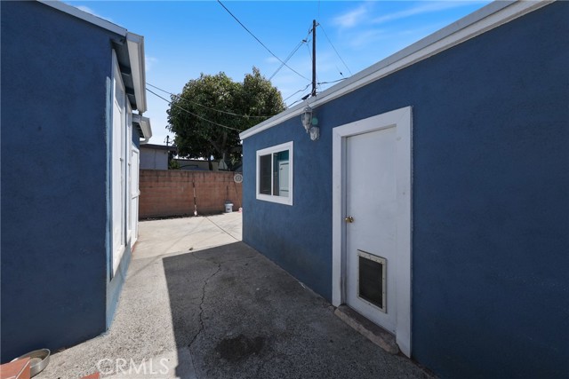 Detail Gallery Image 28 of 33 For 704 Kilson Dr, Santa Ana,  CA 92701 - 3 Beds | 1 Baths