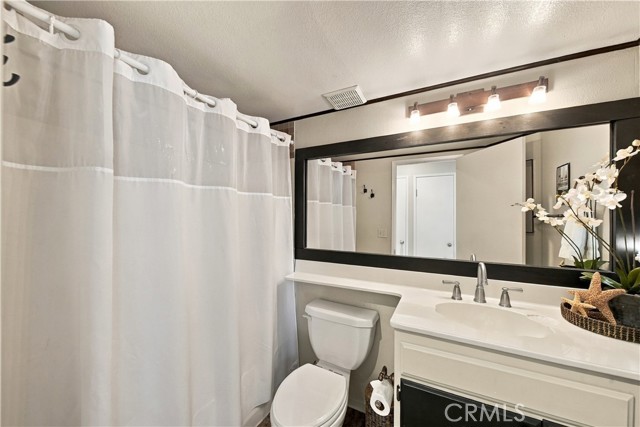 2 Bed Home for Sale in Saugus, California