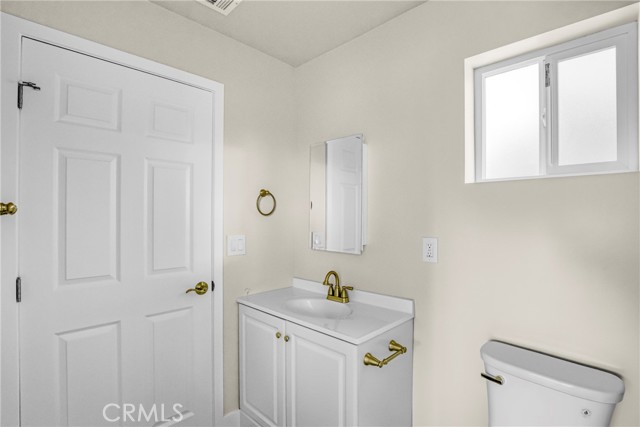 Detail Gallery Image 14 of 14 For 11606 Paso Robles Ave, Granada Hills,  CA 91344 - 3 Beds | 2 Baths