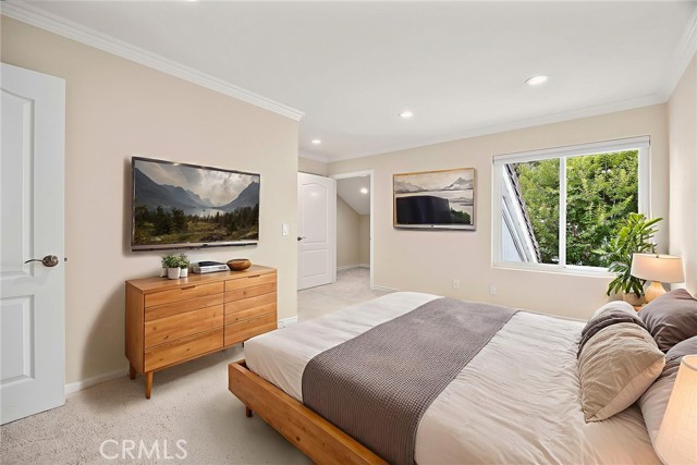 Detail Gallery Image 18 of 59 For 3742 Montego Dr, Huntington Beach,  CA 92649 - 3 Beds | 3 Baths