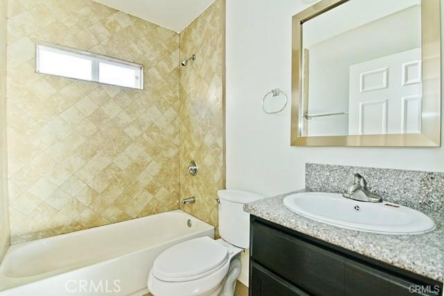 Detail Gallery Image 2 of 13 For 620 W 59th Place, Los Angeles,  CA 90044 - 2 Beds | 1 Baths