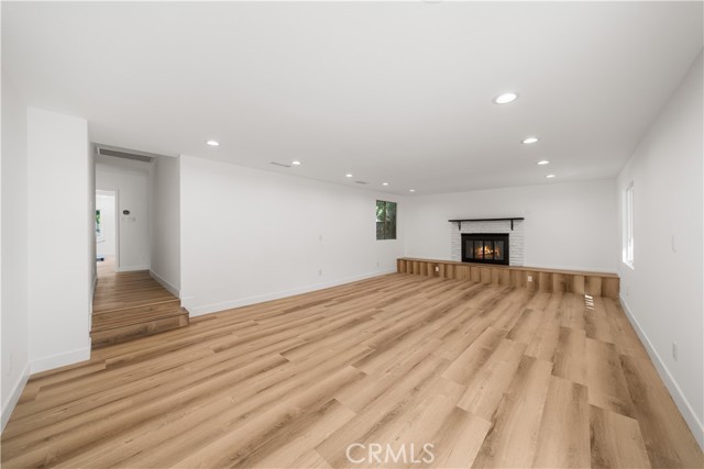 8139 N Maple Avenue, Rialto CA: https://media.crmls.org/medias/df137456-7a92-44d5-af9c-21cfec39ed74.jpg