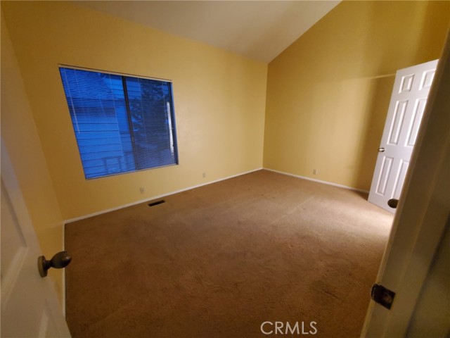 Detail Gallery Image 17 of 43 For 27821 Peninsula Dr. #330, Lake Arrowhead,  CA 92352 - 4 Beds | 2 Baths