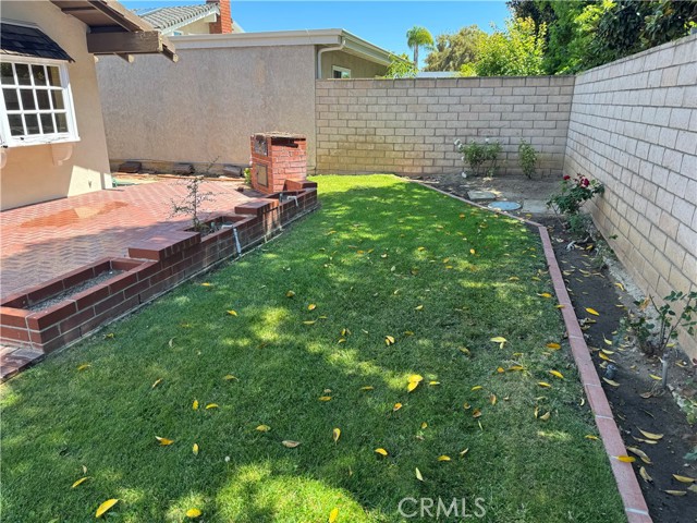 19412 Sierra Chula Road, Irvine CA: https://media.crmls.org/medias/df14830c-139d-4e05-919d-d58bd99b4ad8.jpg