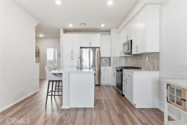 Detail Gallery Image 8 of 37 For 1618 W. Cameron, West Covina,  CA 91790 - 3 Beds | 3 Baths