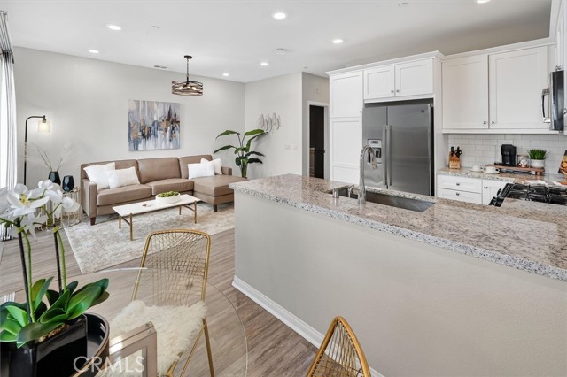 Detail Gallery Image 26 of 32 For 22922 Harvest Mill, Saugus,  CA 91350 - 2 Beds | 3 Baths