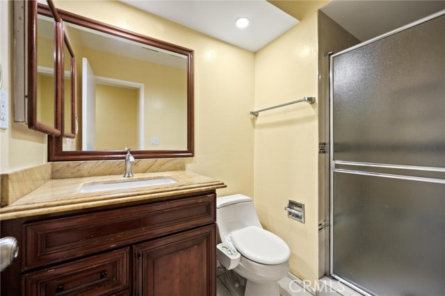22606 Archwood Street photo 19