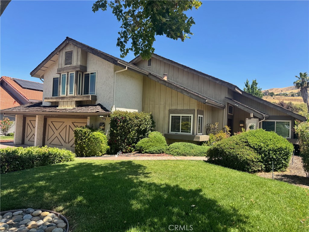1124 Machado Lane