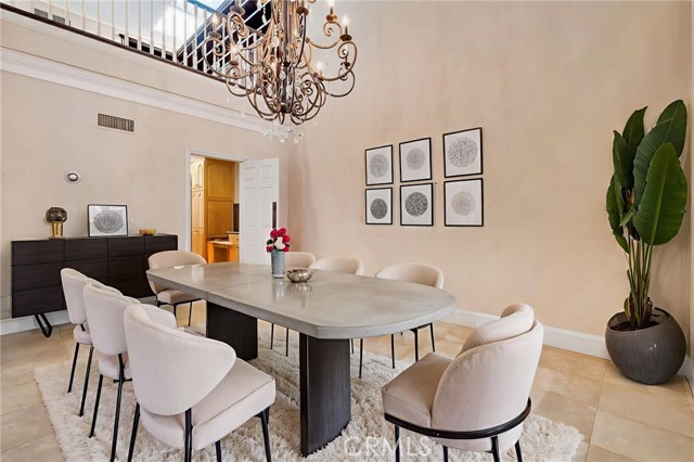 Detail Gallery Image 20 of 59 For 12305 Ridge, Los Angeles,  CA 90049 - 2 Beds | 2/1 Baths