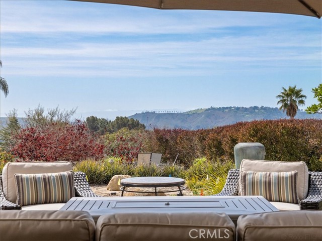 3744 Foothill Road, Santa Barbara CA: https://media.crmls.org/medias/df1a8849-20a0-4e85-87ef-f50fda5c2526.jpg