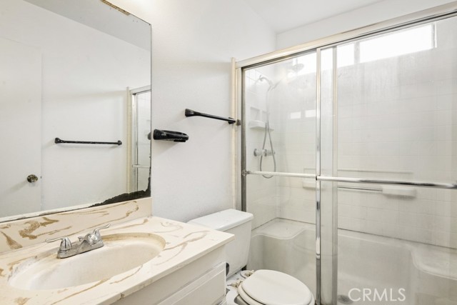 Detail Gallery Image 22 of 26 For 521 Bond, Redlands,  CA 92373 - 4 Beds | 2 Baths