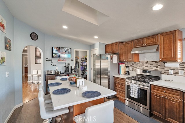 20401 Soledad Canyon Road, Canyon Country CA: https://media.crmls.org/medias/df1c4480-c2cc-4e01-b55b-63758a834b58.jpg