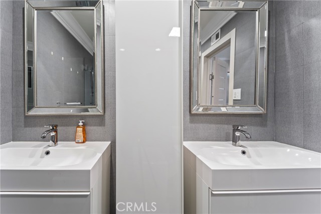 7007 Royer Avenue, West Hills CA: https://media.crmls.org/medias/df1c8f75-a81b-45f1-9157-5ae9b97e1540.jpg