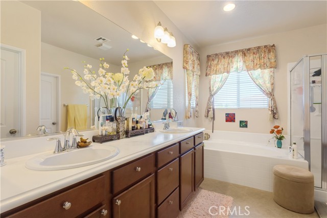 Detail Gallery Image 17 of 33 For 29338 Fall River Ln, Menifee,  CA 92584 - 4 Beds | 2/1 Baths