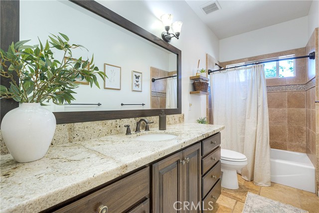 Detail Gallery Image 30 of 48 For 1986 Grey Rabbit Hollow Ln, Fallbrook,  CA 92028 - 4 Beds | 2 Baths