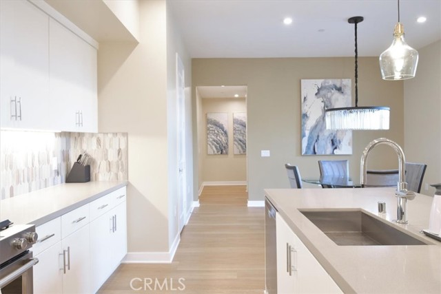 1118 S urbana S, Anaheim CA: https://media.crmls.org/medias/df1d7a42-a5b9-49fc-83b3-db60d36adfe7.jpg