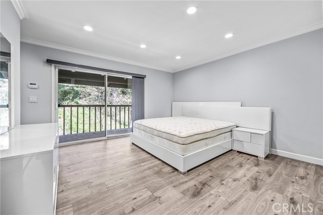 Detail Gallery Image 17 of 37 For 8038 via Pompeii, Burbank,  CA 91504 - 3 Beds | 3 Baths