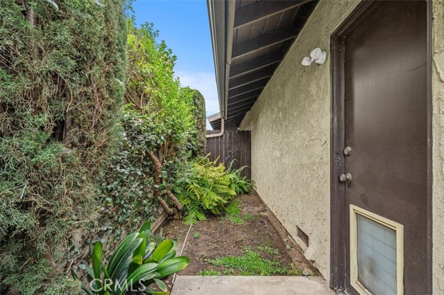 5615 Sultana Avenue, Temple City CA: https://media.crmls.org/medias/df1dbbf3-9df5-4d6a-ba09-0cbcf89b22f9.jpg