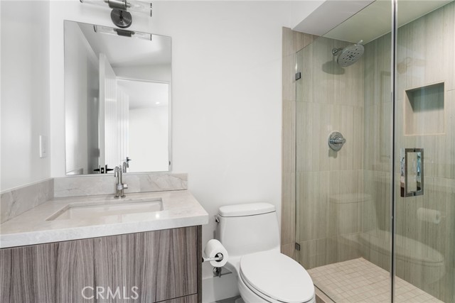 Detail Gallery Image 21 of 31 For 419 Narcissus Ave, Corona Del Mar,  CA 92625 - 3 Beds | 3/1 Baths