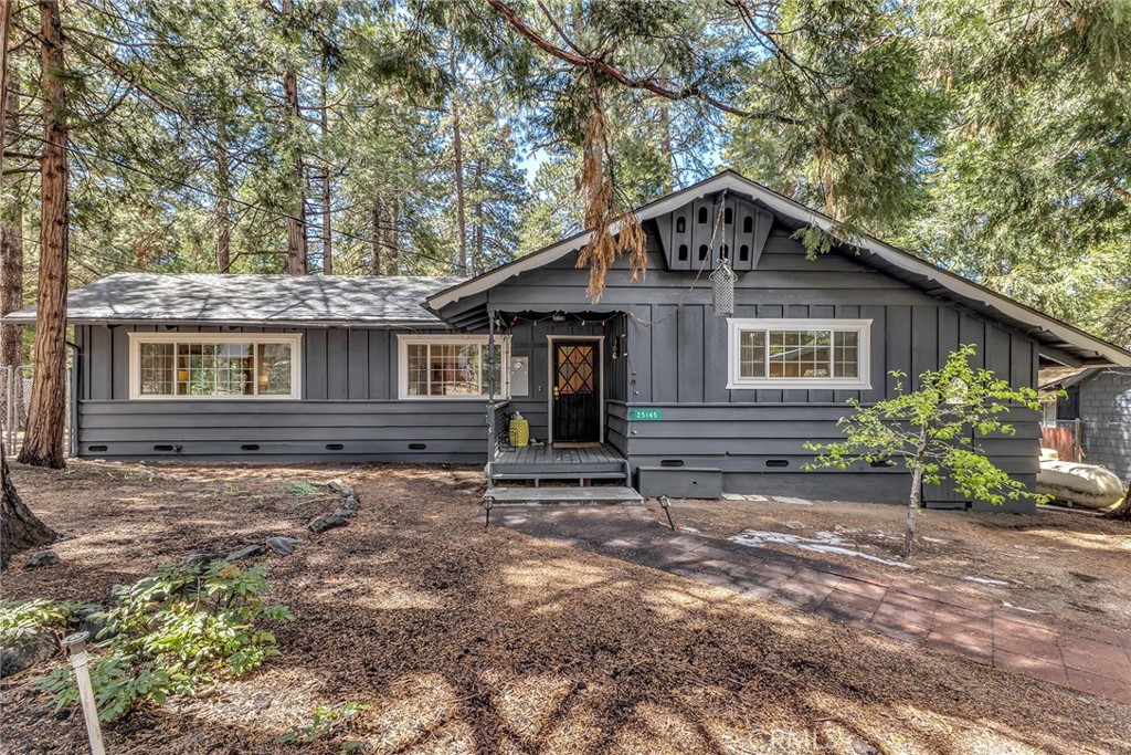 25145 Marion Ridge