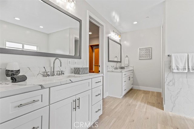 Detail Gallery Image 35 of 74 For 508 Westminster Ave, Newport Beach,  CA 92663 - 5 Beds | 5/1 Baths