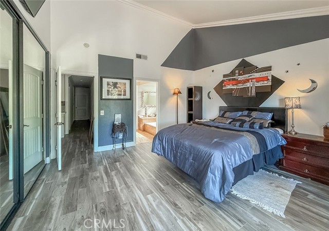17547 Rushing Drive, Granada Hills CA: https://media.crmls.org/medias/df1f3961-ceb6-4c3c-89d9-e62db783c93c.jpg