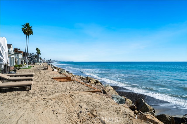 35411 Beach Road, Dana Point CA: https://media.crmls.org/medias/df1f6d4d-fc49-448b-84d9-114e32c41c2b.jpg