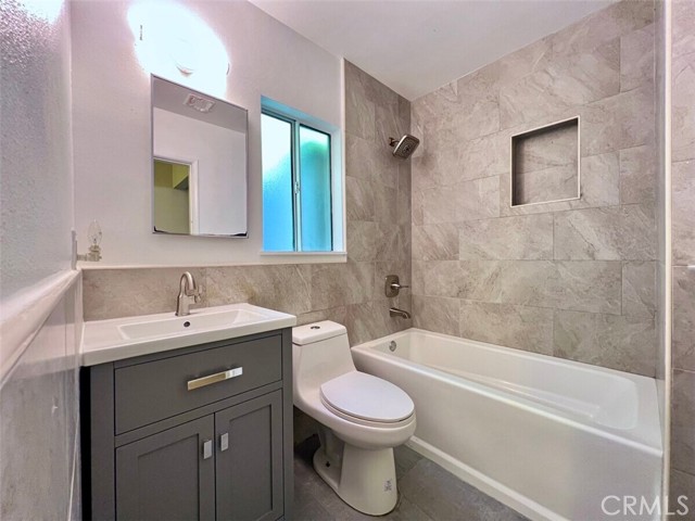 Detail Gallery Image 6 of 11 For 835 E Howard St, Pasadena,  CA 91104 - 2 Beds | 1 Baths