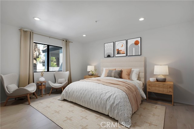 Image 15 of 39 For 17735 Kinzie Street 304