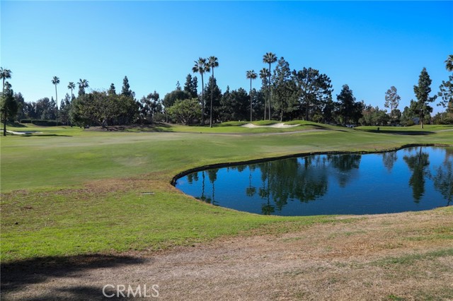 Detail Gallery Image 9 of 23 For 2324 Sunningdale Dr, Tustin,  CA 92782 - 2 Beds | 2/1 Baths