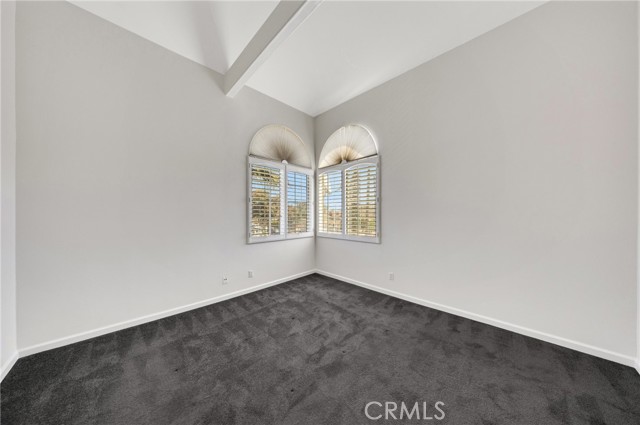 408 W Queen Street, Inglewood CA: https://media.crmls.org/medias/df215598-306e-4aec-8224-232d813196f1.jpg