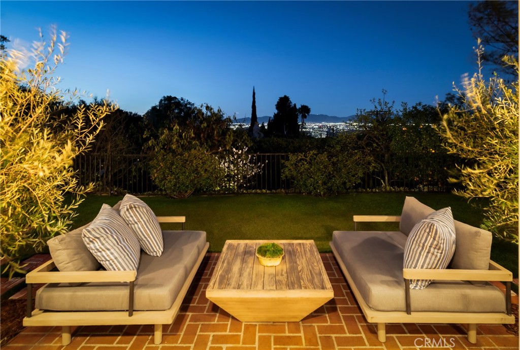 3723 Scadlock LaneSherman Oaks img 21