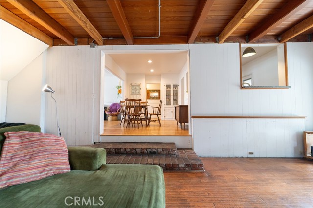 Living room 2