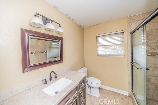 Detail Gallery Image 14 of 28 For 11220 Puente Way, Jurupa Valley,  CA 91752 - 4 Beds | 3 Baths