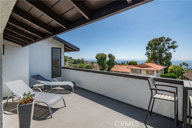 30332 Via Borica, Rancho Palos Verdes, California 90275, 4 Bedrooms Bedrooms, ,3 BathroomsBathrooms,Residential,Sold,Via Borica,PV23169168