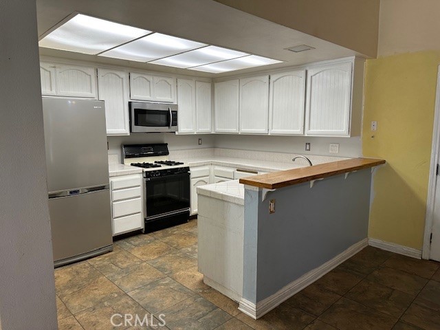 76 Ilex Drive, Newbury Park CA: https://media.crmls.org/medias/df24831a-c64e-4347-84f8-59dadc40c514.jpg