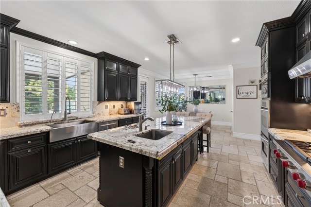 Detail Gallery Image 20 of 44 For 2634 Old Windmill Ct, Riverside,  CA 92503 - 5 Beds | 4/1 Baths