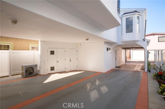 Detail Gallery Image 50 of 73 For 28 10th Ct (9th St Walkstreet), Hermosa Beach,  CA 90254 - – Beds | – Baths