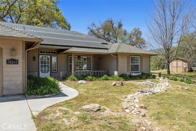 Detail Gallery Image 3 of 36 For 30261 Knight Ct, Tehachapi,  CA 93561 - 3 Beds | 2 Baths