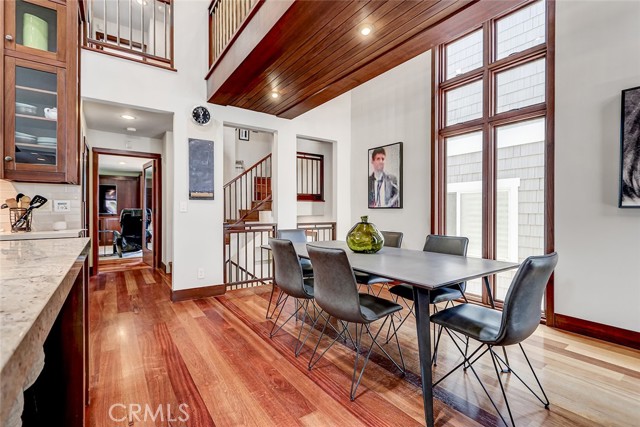 Detail Gallery Image 14 of 44 For 436 32nd St., Manhattan Beach,  CA 90266 - 4 Beds | 4 Baths