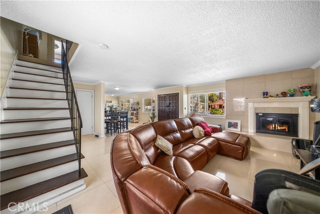 Detail Gallery Image 13 of 34 For 6021 Gage Ave #1,  Bell Gardens,  CA 90201 - 3 Beds | 2 Baths