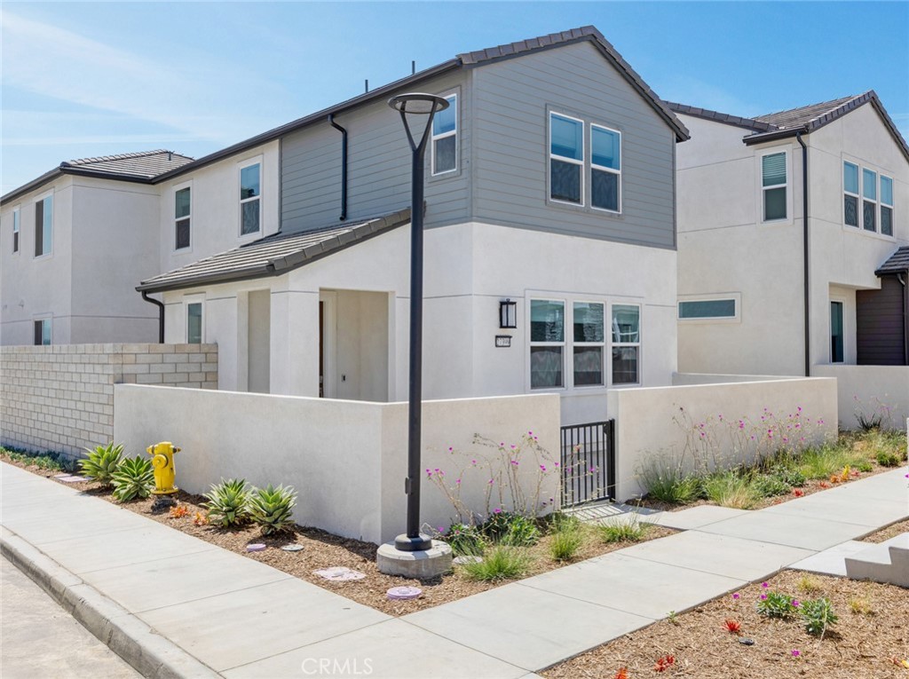 27399 Fox Den Place